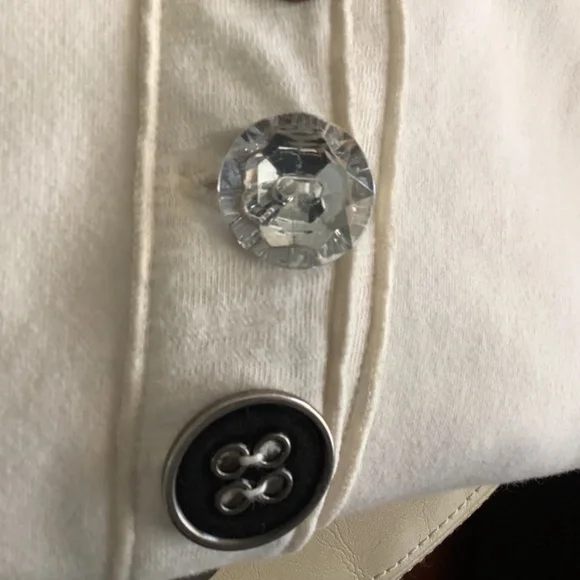 NEON BUDDHA Cream Ruffle Cardigan Ornamental Buttons Size S - Picture 11 of 15